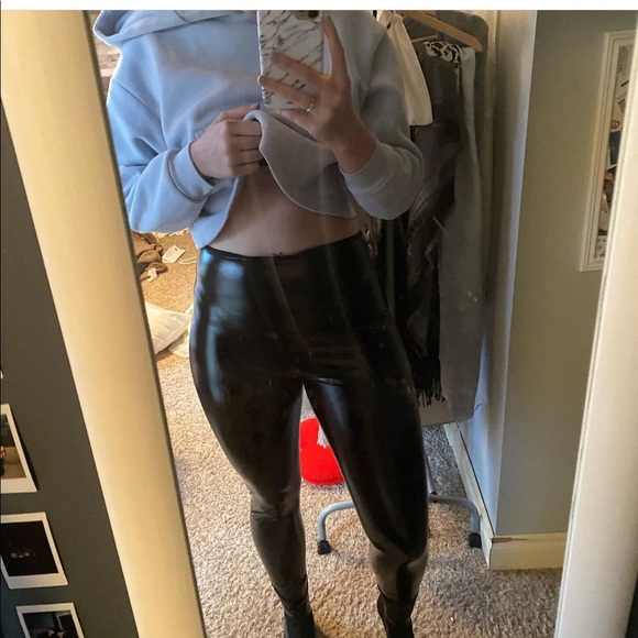 Aritzia pants - Picture 3 of 4